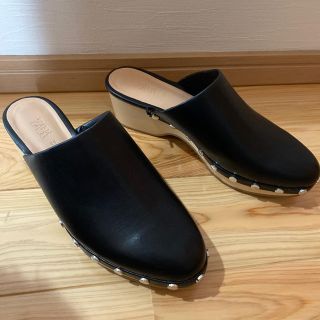 ザラ(ZARA)のZARA‼️スタッズ付きサボ‼️(サンダル)