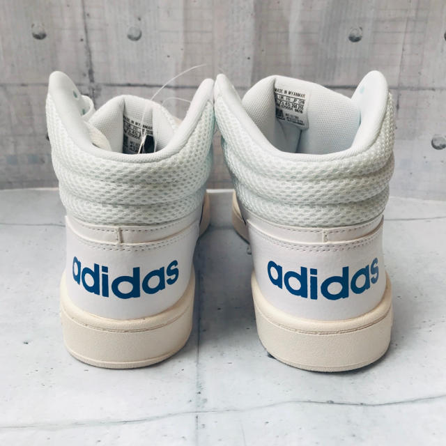 adidas(アディダス)の新品　箱付き未使用品　adidas アディダス　26.5cm  白　スニーカー メンズの靴/シューズ(スニーカー)の商品写真