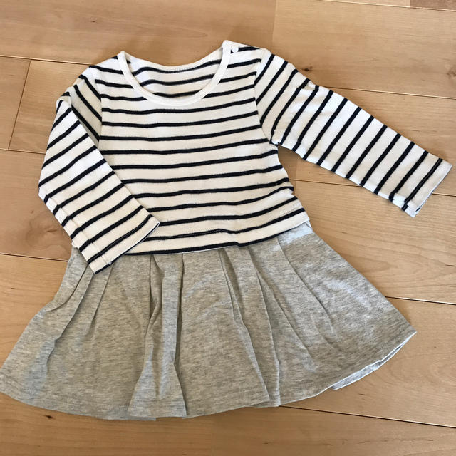 UNIQLO(ユニクロ)のボーダーワンピース キッズ/ベビー/マタニティのベビー服(~85cm)(ワンピース)の商品写真