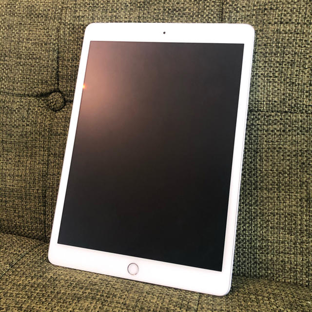 iPad 10.2インチ Wi-Fi+Cellular 32GB シルバー