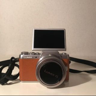 パナソニック(Panasonic)のPanasonic   LUMIX DMC−GF7W(ミラーレス一眼)