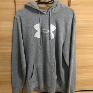 アンダーアーマー(UNDER ARMOUR)のアンダーアーマー（パーカー）(パーカー)