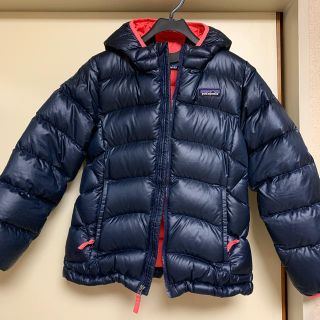 パタゴニア(patagonia)のキッズ　美品　パタゴニア　ダウンジャケットS(ジャケット/コート)