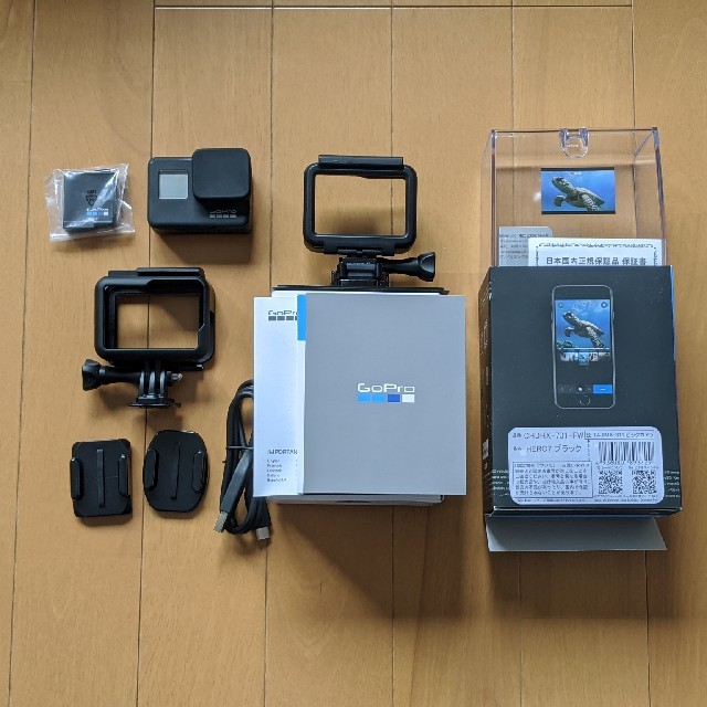GoPro HERO7 BLACK 美品(社外フレーム、フィルム付) GoPro HERO7 BLACK 美品(社外フレーム、フィルム付)