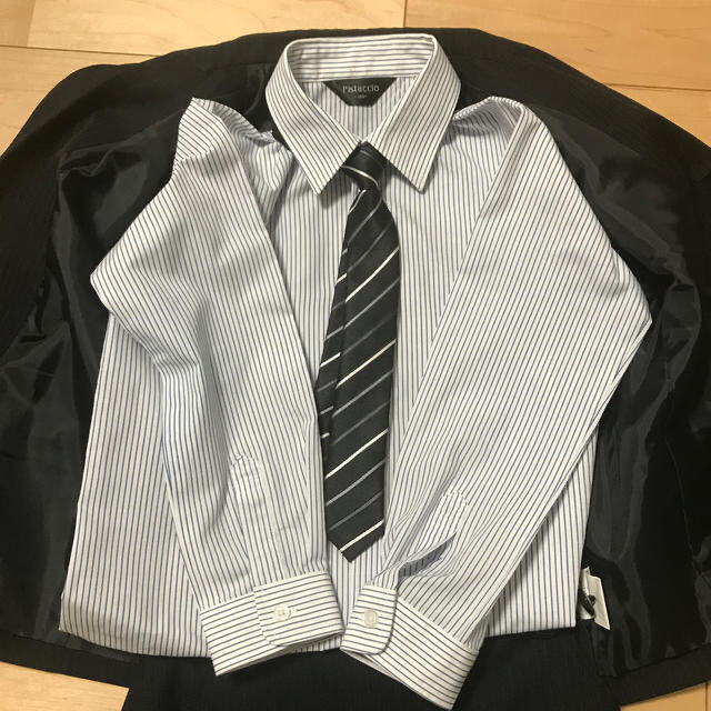 入学式スーツ　男の子　120センチ キッズ/ベビー/マタニティのキッズ服男の子用(90cm~)(ドレス/フォーマル)の商品写真