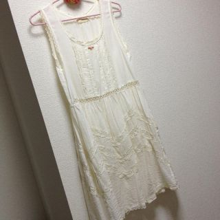 ダブルクローゼット(w closet)のレースワンピ(ひざ丈ワンピース)