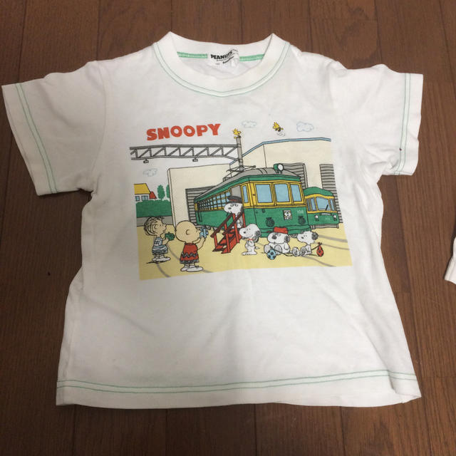 familiar(ファミリア)のスヌーピー 100センチ ロンT Tシャツ 江ノ電 ファミリア キッズ/ベビー/マタニティのキッズ服男の子用(90cm~)(Tシャツ/カットソー)の商品写真