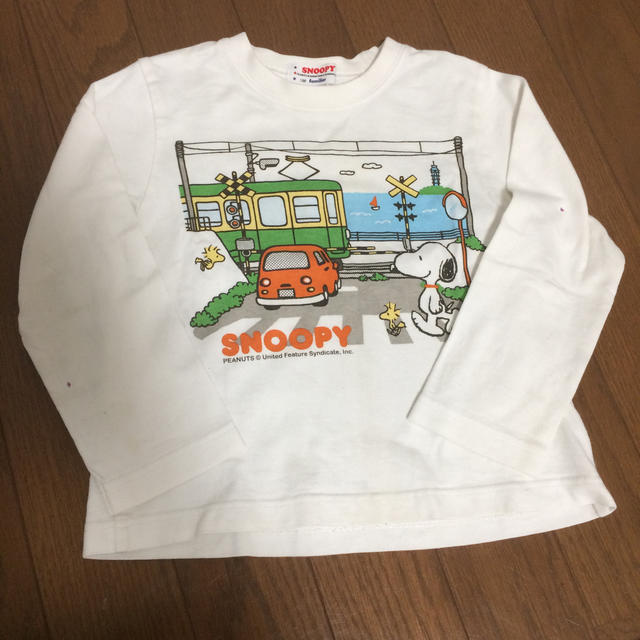 familiar(ファミリア)のスヌーピー 100センチ ロンT Tシャツ 江ノ電 ファミリア キッズ/ベビー/マタニティのキッズ服男の子用(90cm~)(Tシャツ/カットソー)の商品写真