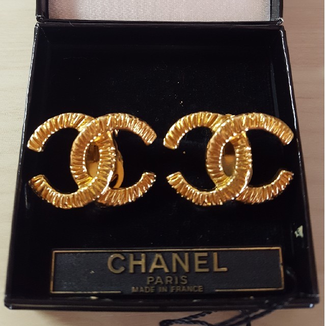 安いそれに目立つ CHANEL - 未使用 CHANEL イヤリング ヴィンテージ