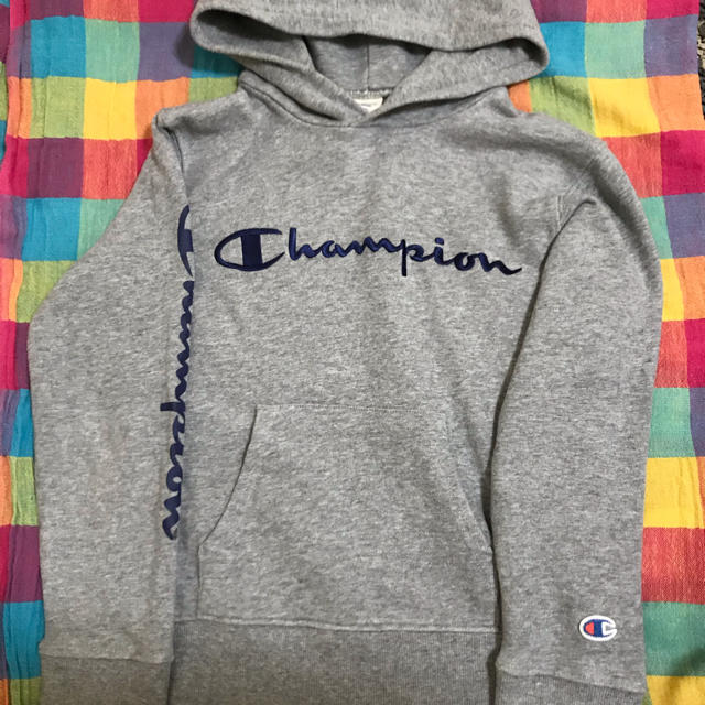 Champion(チャンピオン)のチャンピオン　トレーナー　140 新同 キッズ/ベビー/マタニティのキッズ服女の子用(90cm~)(Tシャツ/カットソー)の商品写真