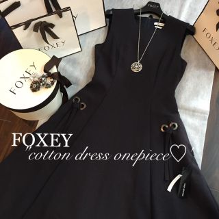 フォクシー(FOXEY)の美品　フォクシーダークネイビー ドレスワンピース(ひざ丈ワンピース)