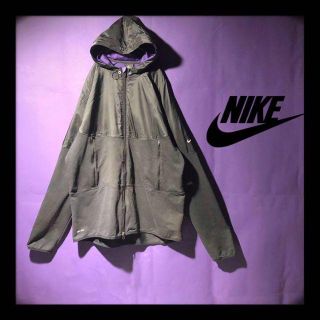 ナイキ(NIKE)のナイキ NIKE ブラック パープル ナイロンジャケット ビッグシルエット XL(ナイロンジャケット)