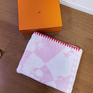 エルメス(Hermes)の【最終値下げ】エルメス　バスタオル　(タオル/バス用品)