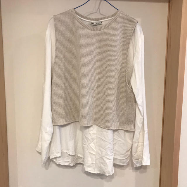 ZARA(ザラ)のZARA♡コントラストディテール入りセーター　ブラウス レディースのトップス(シャツ/ブラウス(長袖/七分))の商品写真