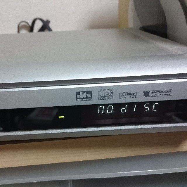 東芝(トウシバ)の中古 ☆ 東芝 DVDプレーヤー ☆ スマホ/家電/カメラのテレビ/映像機器(DVDプレーヤー)の商品写真