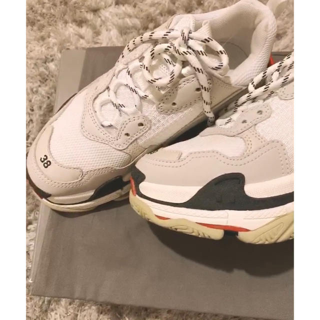 Balenciaga(バレンシアガ)の★専用★BALENCIAGA トリプルS シリーズ レディースの靴/シューズ(スニーカー)の商品写真