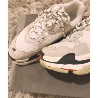 バレンシアガ(Balenciaga)の★専用★BALENCIAGA トリプルS シリーズ(スニーカー)