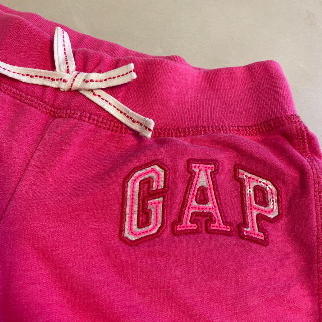 GAP Kids(ギャップキッズ)のギャップ　130  ショートパンツ　130 キッズ/ベビー/マタニティのキッズ服女の子用(90cm~)(パンツ/スパッツ)の商品写真