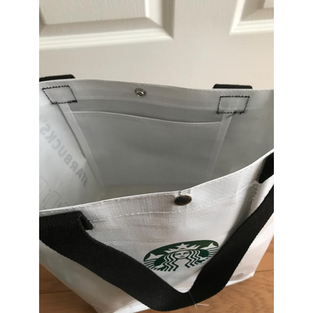 Starbucks Coffee(スターバックスコーヒー)のお値下げ⭐︎スターバックス  トートバッグ　エコバッグ  非売品 レディースのバッグ(エコバッグ)の商品写真