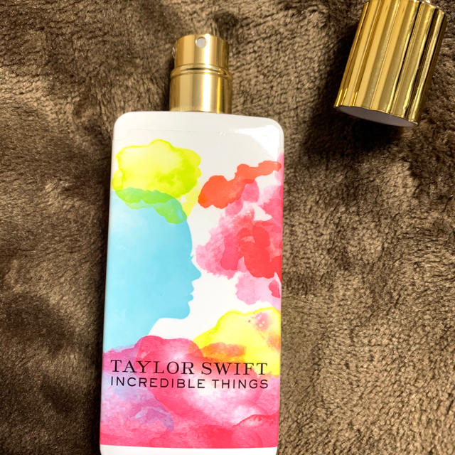 テイラースウィフト　インクレディブルシングス　オードパルファム30ml コスメ/美容の香水(香水(女性用))の商品写真