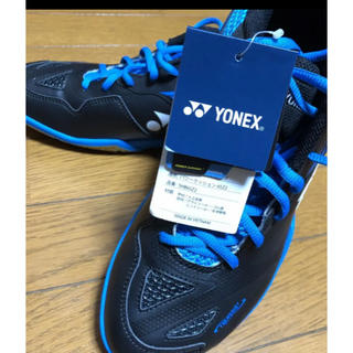 ヨネックス(YONEX)の【値下げ最終日】バドミントンシューズ　26.5cm 桃田使用(バドミントン)