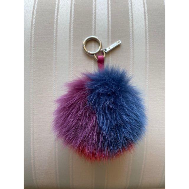 FENDI ファーチャーム 現行販売中 超美品 フェンディ アクセサリー