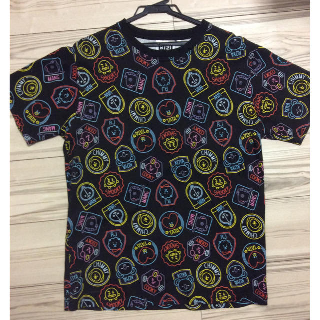 防弾少年団(BTS)(ボウダンショウネンダン)のbt21 Tシャツ メンズのトップス(Tシャツ/カットソー(半袖/袖なし))の商品写真