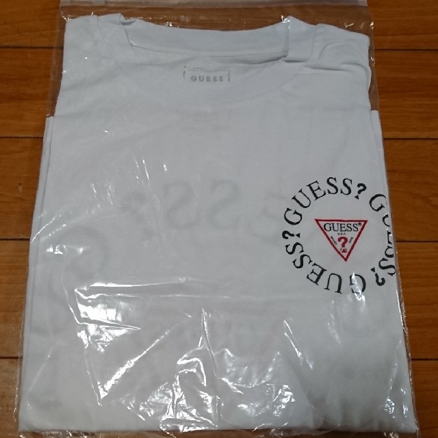 GUESS(ゲス)のGUESS ゲス Tシャツ レディースのトップス(Tシャツ(半袖/袖なし))の商品写真