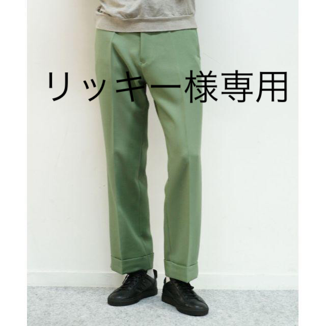 COMOLI(コモリ)のKAIKO THE PREST OLIVE SIZE 2 メンズのパンツ(スラックス)の商品写真