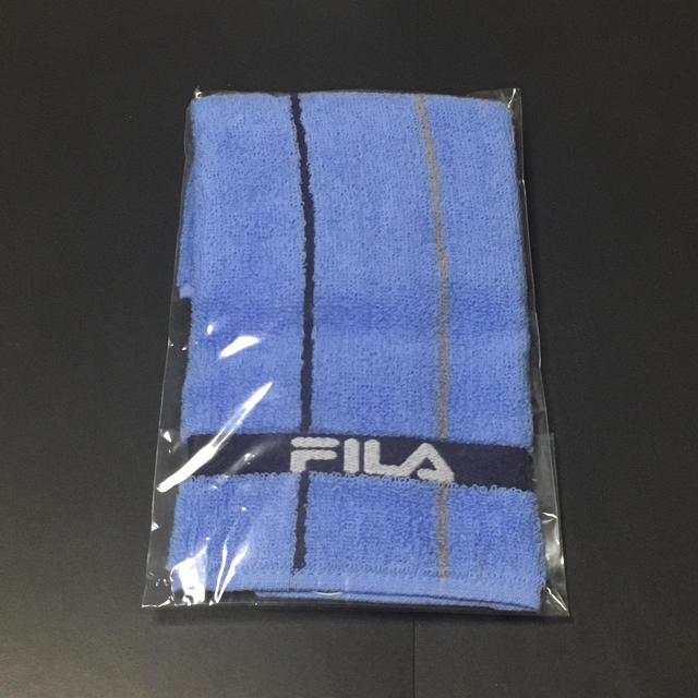 FILA(フィラ)の【新品】FILA ハンドタオル ★300円オフクーポン使える！ エンタメ/ホビーのアニメグッズ(タオル)の商品写真