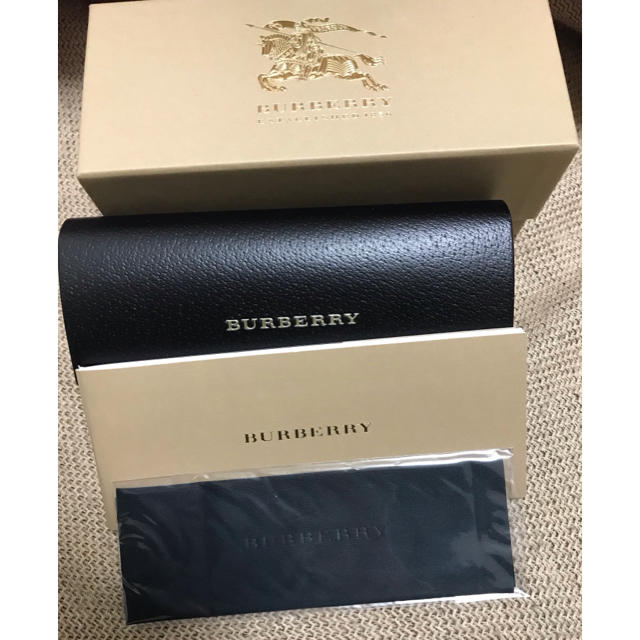 BURBERRY(バーバリー)のBurberryサングラス レディースのファッション小物(サングラス/メガネ)の商品写真