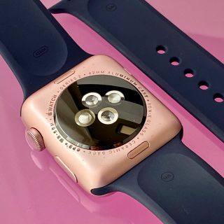 レアカラー ローズゴールド Apple Watch Series 2 42mm