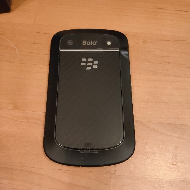 NTTdocomo(エヌティティドコモ)のvienna様　BlackBerry Bold9900 スマホ/家電/カメラのスマートフォン/携帯電話(スマートフォン本体)の商品写真