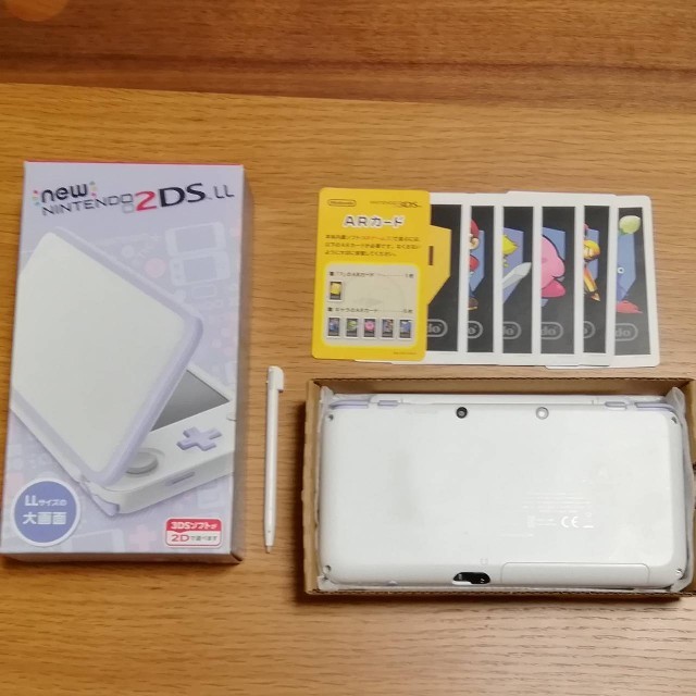 Nintendo ゲーム機本体 NEW ニンテンドー 2DS LL ホワイト/ラ | www