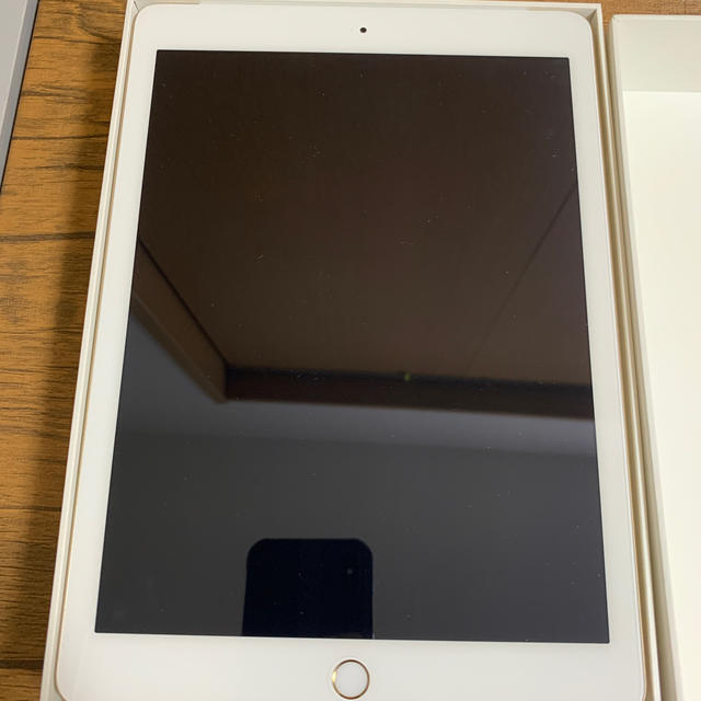 iPad 第5世代 32GB wifi+セルラー ゴールド