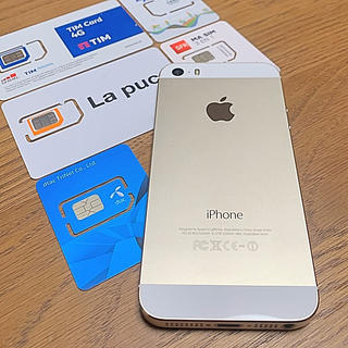 アップル(Apple)のSIMフリー iPhone5s 16GB ゴールド(スマートフォン本体)