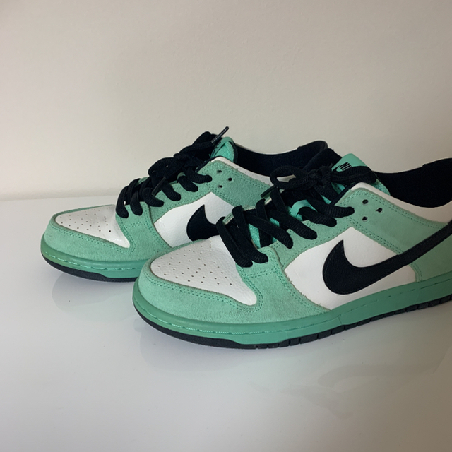 NIKE SB DUNK LOW Sea Crystal シークリスタル