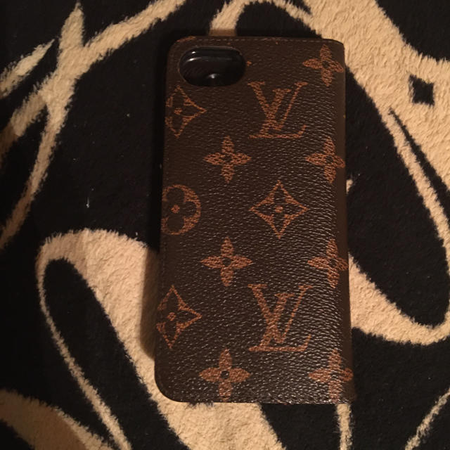 LOUIS VUITTON - ルイヴィトン　Louis Vuitton iPhone6.7.8ケース　カバーの通販