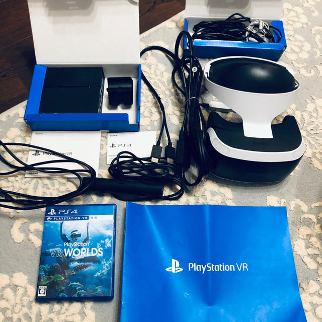 PlayStation VR(プレイステーションヴィーアール)のPlayStation VR エンタメ/ホビーのゲームソフト/ゲーム機本体(家庭用ゲーム機本体)の商品写真