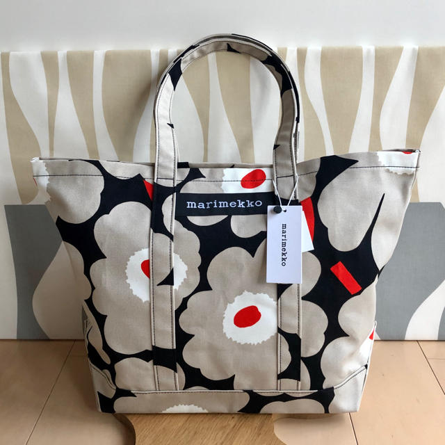 国内正規品 新品 marimekko マリメッコ ピエニウニッコ トートバッグ