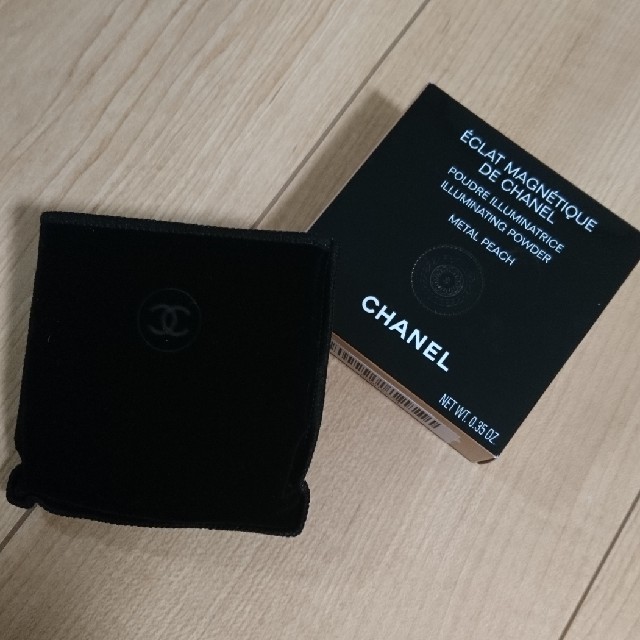 CHANEL(シャネル)のCHANEL フェイスパウダー コスメ/美容のベースメイク/化粧品(フェイスパウダー)の商品写真