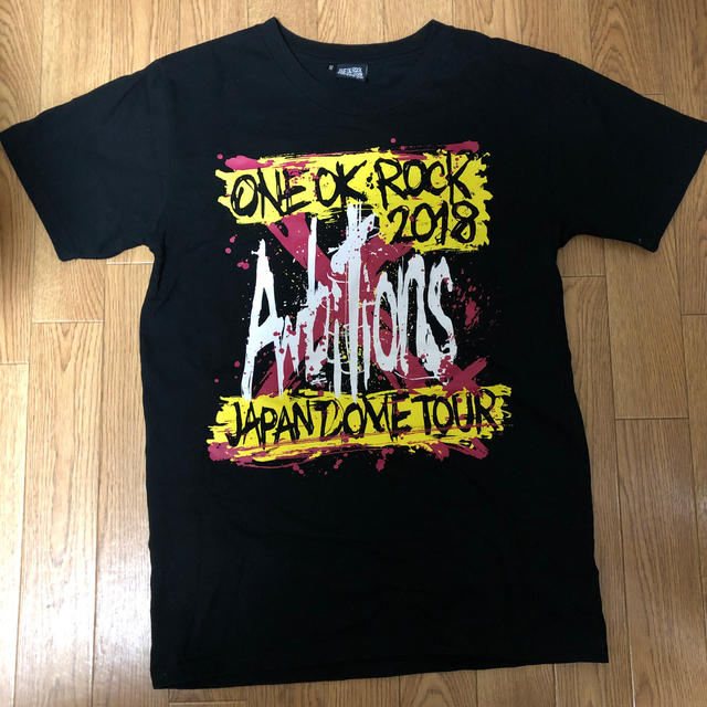 ONE OK ROCK(ワンオクロック)のONE OK ROCK Ambitions2018ツアー Tシャツ　即発送可能！ エンタメ/ホビーのタレントグッズ(ミュージシャン)の商品写真