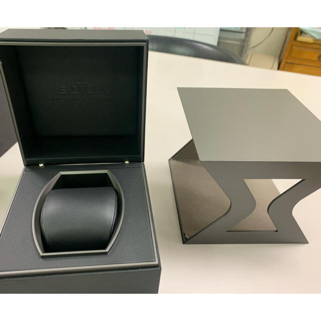 EDOX(エドックス)のエドックス未使用箱 メンズの時計(腕時計(アナログ))の商品写真