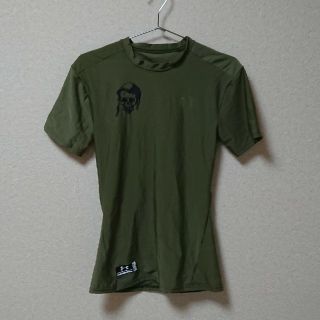 アンダーアーマー(UNDER ARMOUR)のUNDER ARMOUR ODカラー 鉄鉢ドクロ(Tシャツ/カットソー(半袖/袖なし))