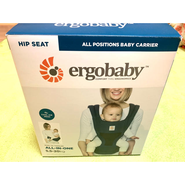 Ergobaby(エルゴベビー)の【新品】★Ergobaby(エルゴベビー)★クールエアメッシュ★レイヴン キッズ/ベビー/マタニティの外出/移動用品(抱っこひも/おんぶひも)の商品写真