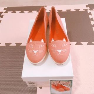 シャルロットオリンピア(Charlotte Olympia)の《新品》CHAROTTE OLYPIA フラットシューズ(バレエシューズ)