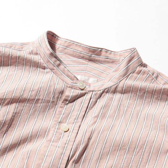 COMOLI(コモリ)の【18ss/希少】comoli バンドカラーシャツ ピンクストライプ サイズ 2 メンズのトップス(シャツ)の商品写真