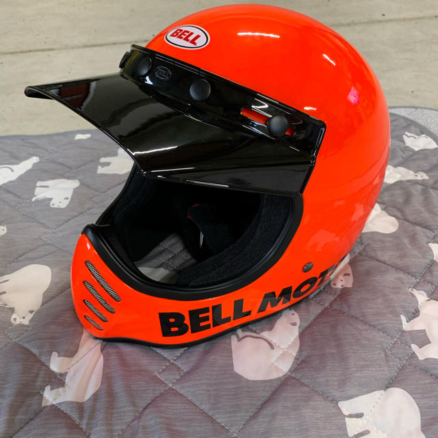 BELL(ベル)のBELL(ベル) MOTO-3 INDEPENDENT Helmet 自動車/バイクのバイク(ヘルメット/シールド)の商品写真