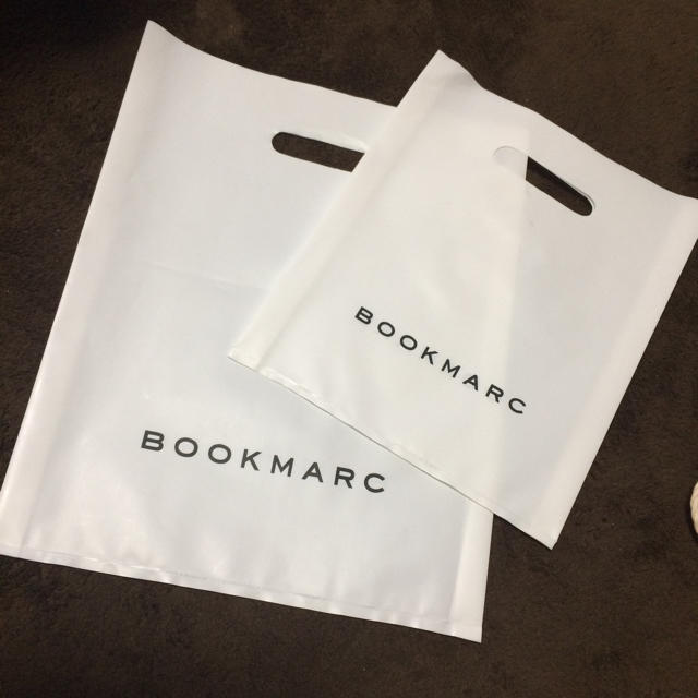 MARC BY MARC JACOBS(マークバイマークジェイコブス)のBOOKMARC ショップ袋 レディースのバッグ(ショップ袋)の商品写真