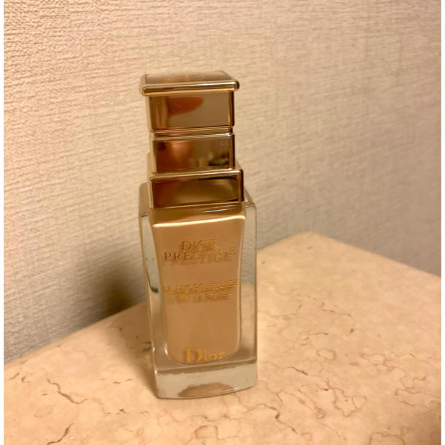 Dior(ディオール)のdior プレステージ美容液ファンデ コスメ/美容のベースメイク/化粧品(ファンデーション)の商品写真